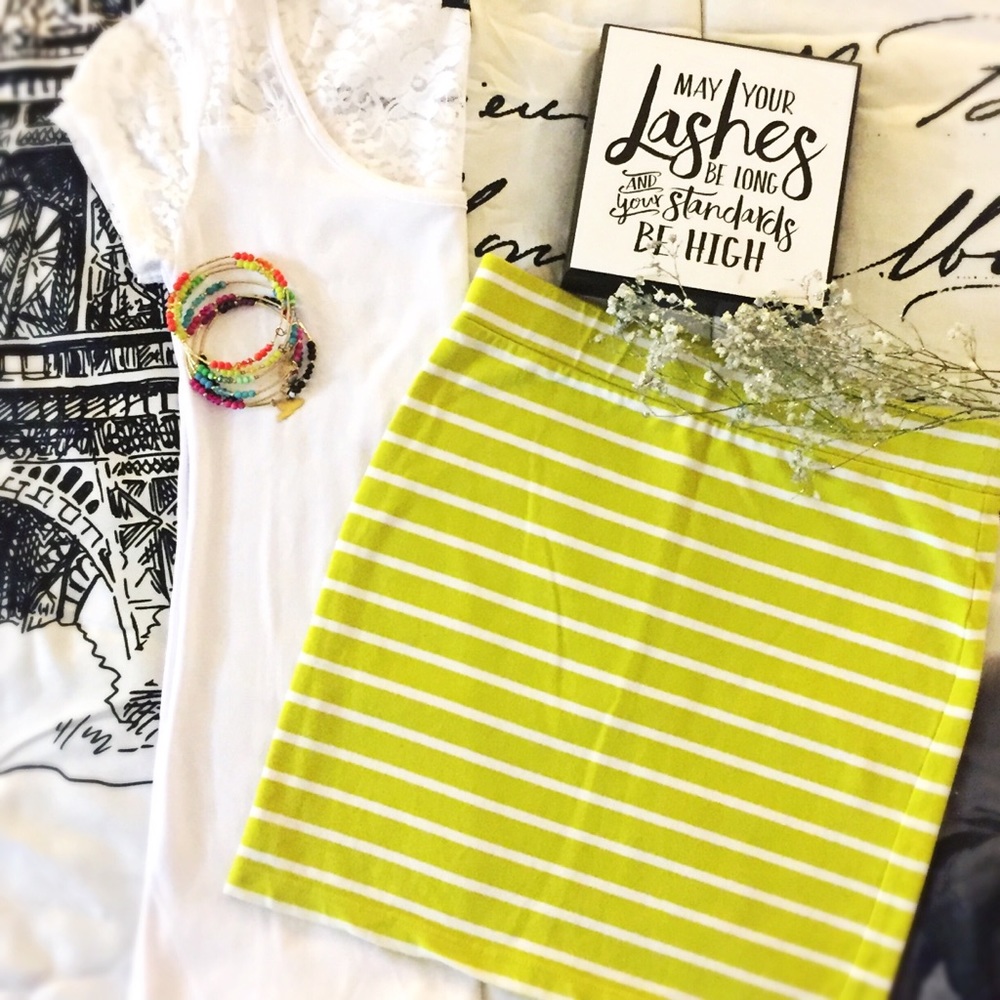 ✨Forever 21 Striped Mini Skirt Size S